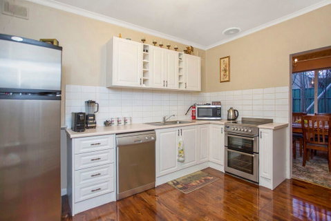 Hahndorf House B&B - Lismore Accommodation 22