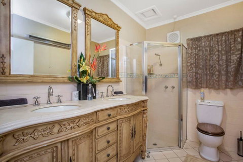 Hahndorf House B&B - Lismore Accommodation 21
