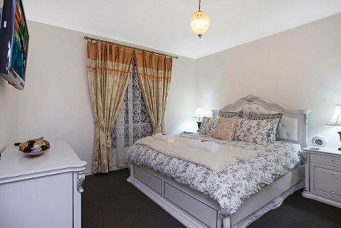 Hahndorf House B&B - Lismore Accommodation 3