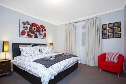 Hahndorf House B&B - Lismore Accommodation 24