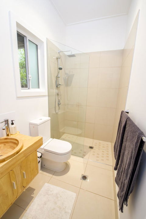 Smiths Lake House - Lismore Accommodation 31