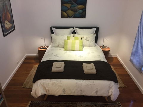 Smiths Lake House - Lismore Accommodation 0