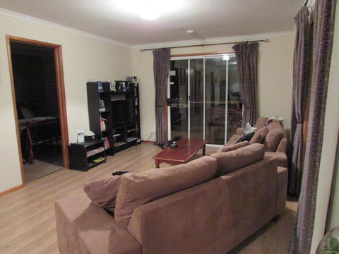 Lazy Days Cottage - Victor Harbor - Lismore Accommodation 16
