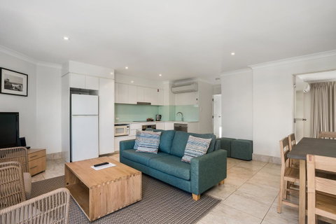 Bayview Beachfront Apartments, In Town Right On The Beach - Lismore Accommodation 41