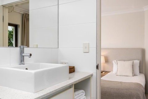 Bayview Beachfront Apartments, In Town Right On The Beach - Lismore Accommodation 31