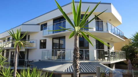 Bayview Beachfront Apartments, In Town Right On The Beach - Lismore Accommodation 14