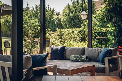 Mick O\'Sheas - Lismore Accommodation 33