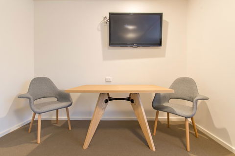 Mick O\'Sheas - Lismore Accommodation 8