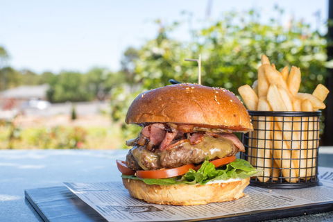 Mick O\'Sheas - Lismore Accommodation 42