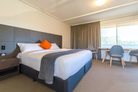 Book Hackham Accommodation Vacations Lismore Accommodation Lismore Accommodation
