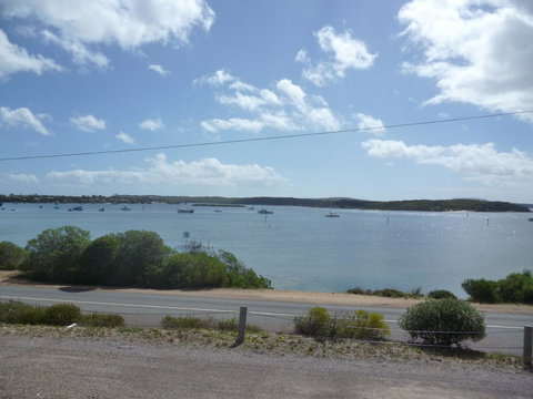 Seascape - Lismore Accommodation 19