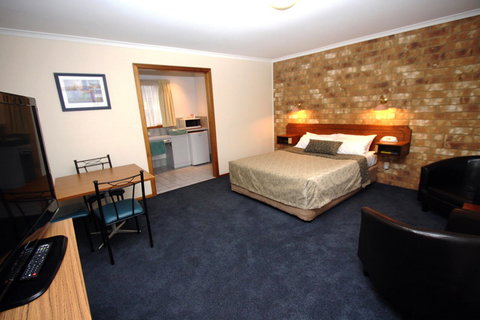 Clare Central - Lismore Accommodation 16