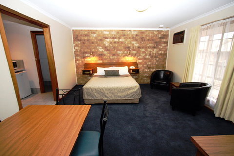 Clare Central - Lismore Accommodation 17