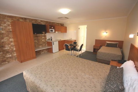 Clare Central - Lismore Accommodation 39