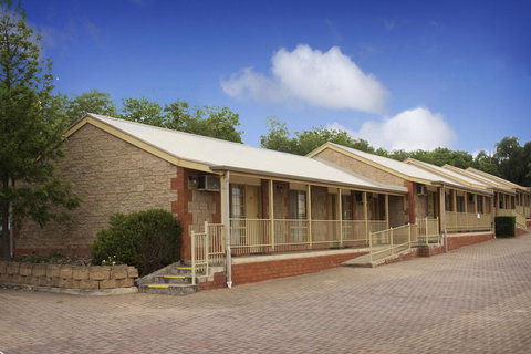 Clare Central - Lismore Accommodation 7