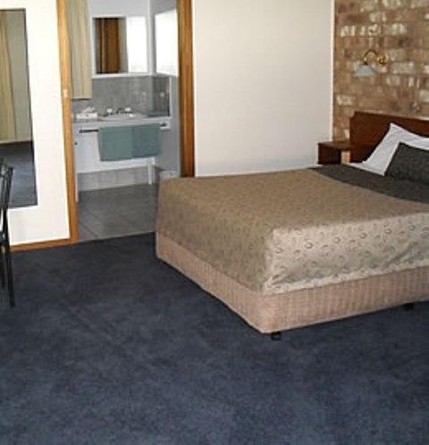 Clare Central - Lismore Accommodation 44