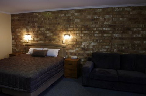 Clare Central - Lismore Accommodation 28