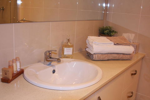 C And C Tanunda - Lismore Accommodation 7