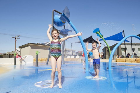 NRMA Victor Harbor Beachfront Holiday Park - Lismore Accommodation 20