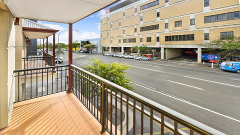GOUGER 265 - Lismore Accommodation 21