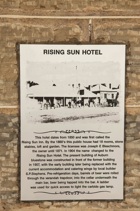 The Rising Sun Hotel - Lismore Accommodation 3