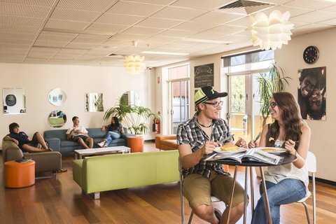 YHA Adelaide Central - Lismore Accommodation 35