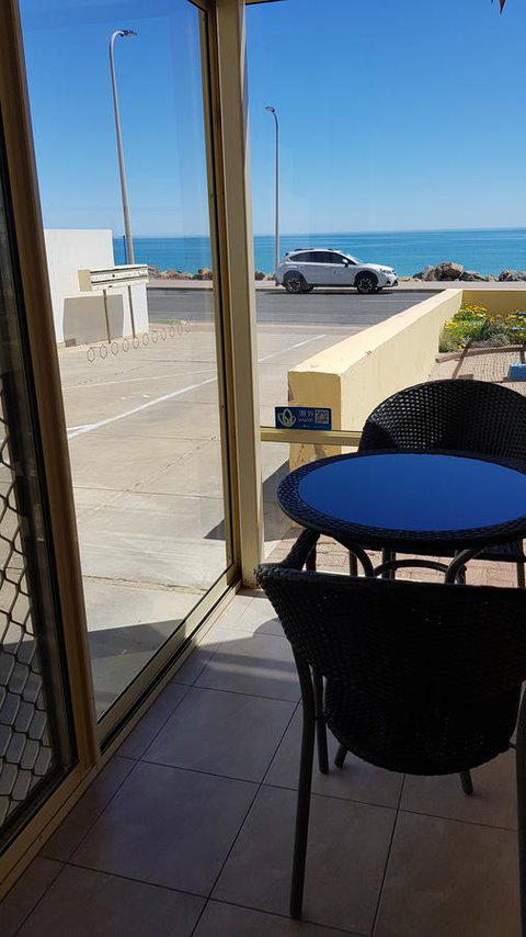 Acaill Accommodation Esplanade Living Self Check-In Self Check-Out - Lismore Accommodation 10