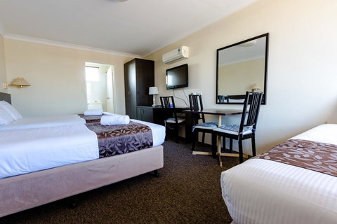 Abcot Inn - Lismore Accommodation 2