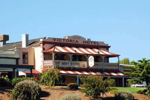 Victoria Hotel Strathalbyn - Lismore Accommodation 9