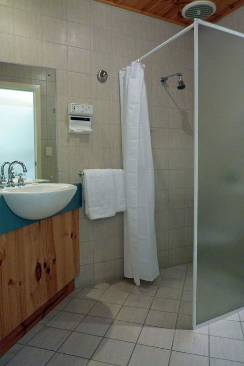 Coonawarra Place Motor Inn - Lismore Accommodation 17