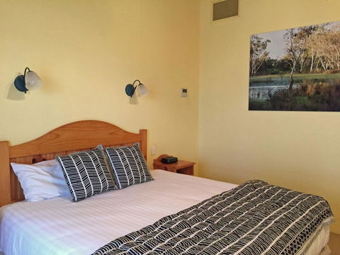 Coonawarra Place Motor Inn - Lismore Accommodation 2