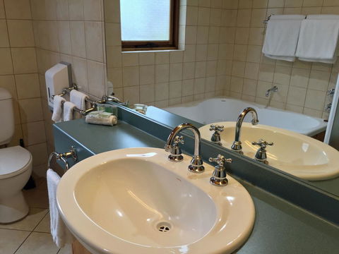 Coonawarra Place Motor Inn - Lismore Accommodation 44