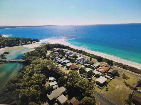 Arena Blanca Holiday Home - Lismore Accommodation 0