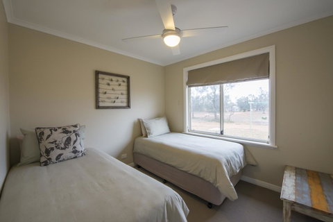 Flinders Bush Retreats - Lismore Accommodation 18