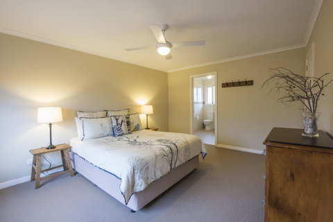 Flinders Bush Retreats - Lismore Accommodation 17