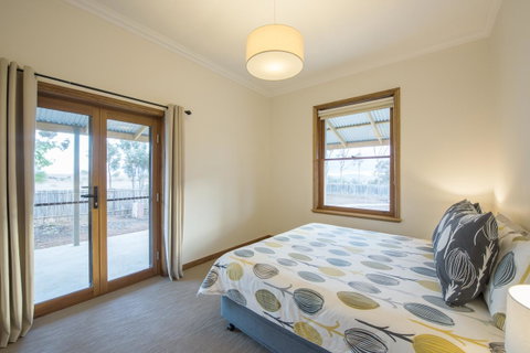 Flinders Bush Retreats - Lismore Accommodation 0