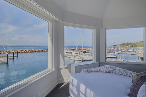 Anchorage Port Stephens - Lismore Accommodation 22