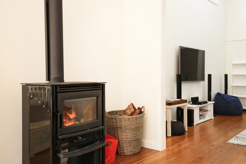Calming Waters - Pet Friendly - Community Pool - Lismore Accommodation 11