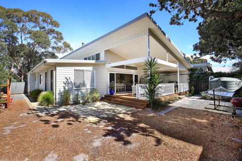 Calming Waters - Pet Friendly - Community Pool - Lismore Accommodation 32