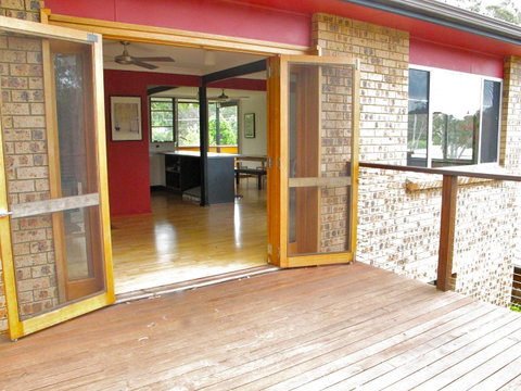 Pendeli Beach House - Lismore Accommodation 7