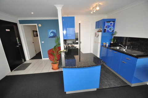 Beachfront Apartments - Lismore Accommodation 7