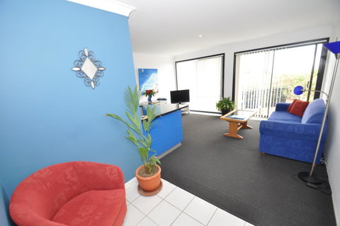 Beachfront Apartments - Lismore Accommodation 3