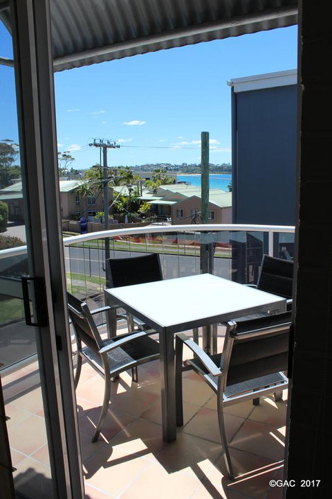 Mollymook Cove Apartments - Lismore Accommodation 18