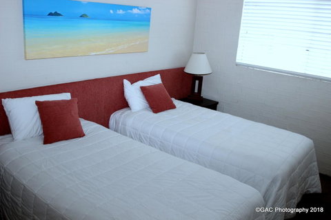 Mollymook Cove Apartments - Lismore Accommodation 20