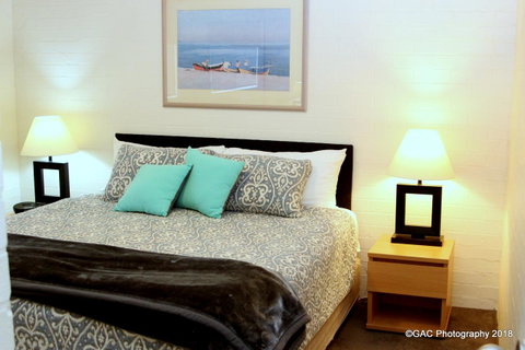 Mollymook Cove Apartments - Lismore Accommodation 31