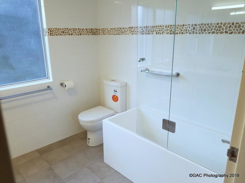 Mollymook Cove Apartments - Lismore Accommodation 27