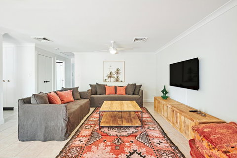 The Lord Byron - Lismore Accommodation 28