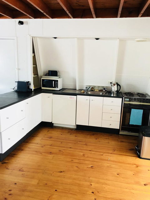 Little Blue Beach House - Lismore Accommodation 11