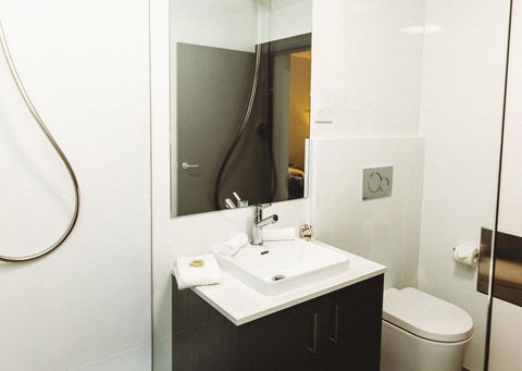 Coniston Hotel Wollongong - Lismore Accommodation 16