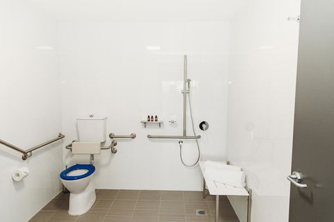 Coniston Hotel Wollongong - Lismore Accommodation 26